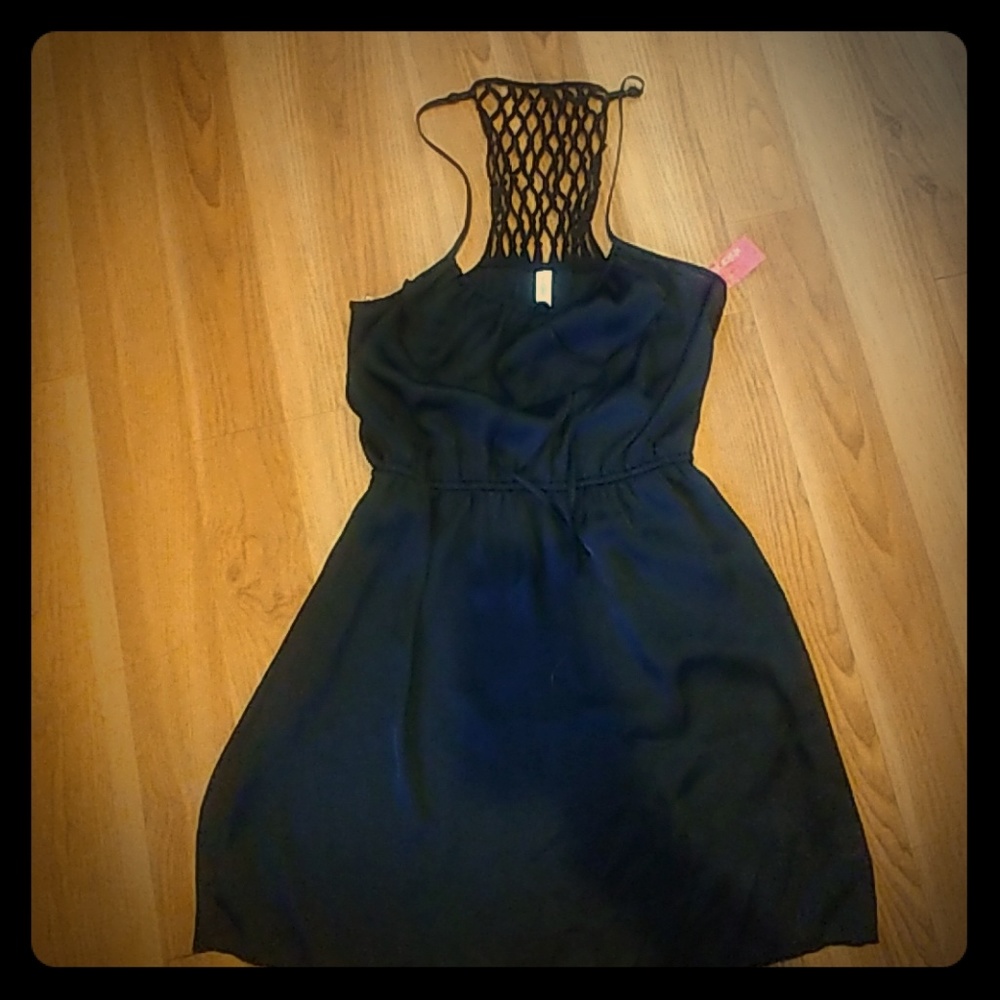 New with tags silky sexy little black dress